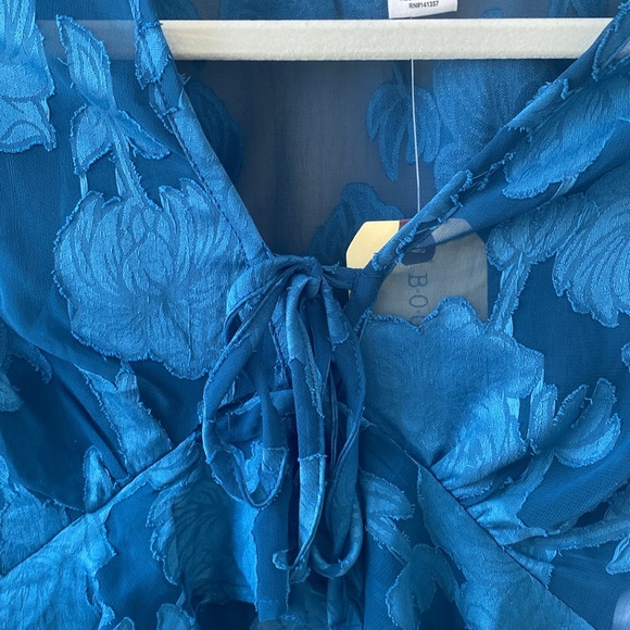 NWT BOG Collective Shear Floral Top - Picture 3 of 5